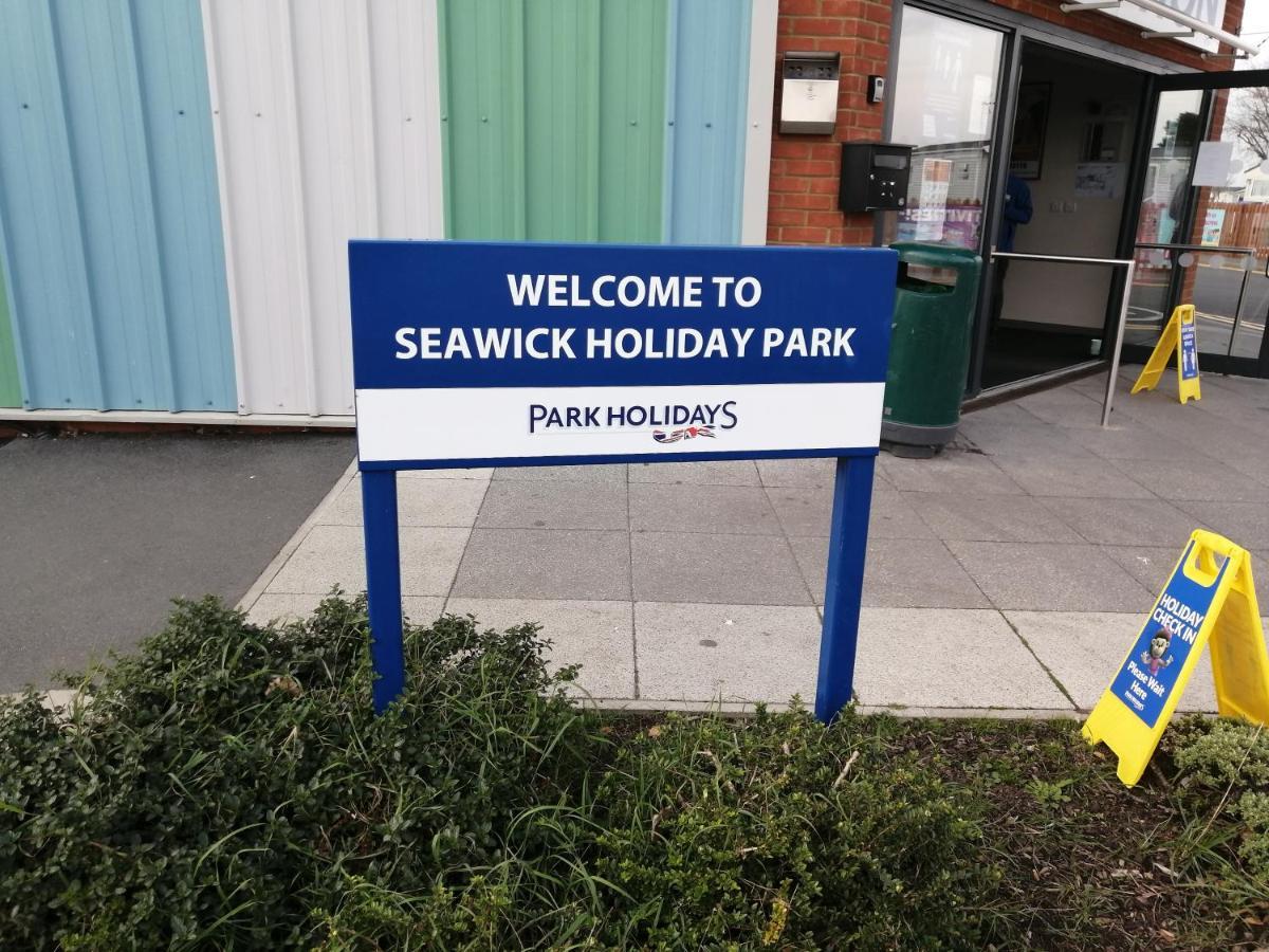 Hotel 617 Seawick Jaywick Sands Exterior foto